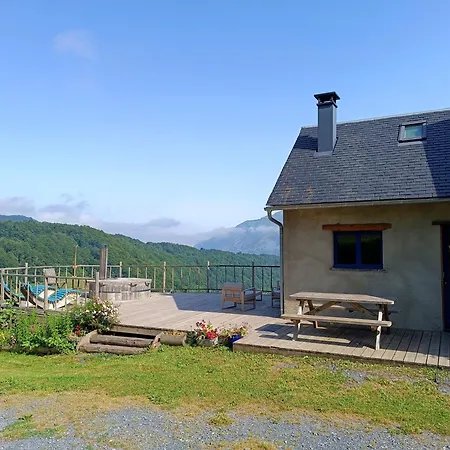 Le Panoramique Hébergement de vacances Campan