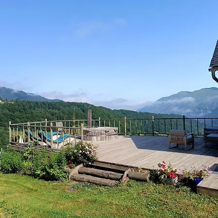 Le Panoramique Campan